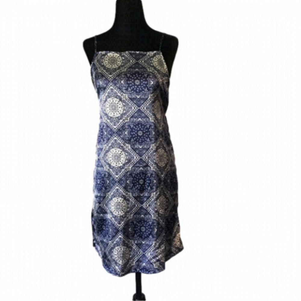 Sleeveless Navy Medallion Print Midi Dress